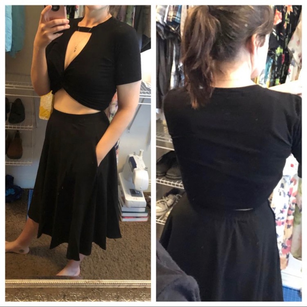 Cooperative Brand; Keyhole Crop Top Size M